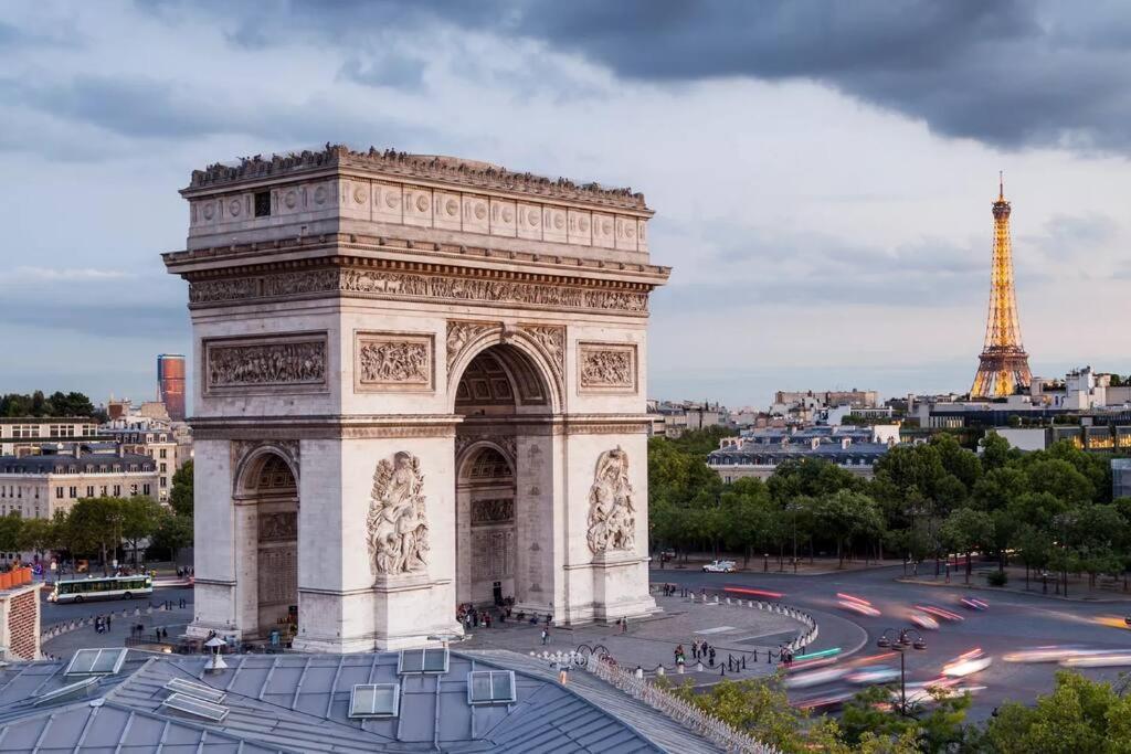 Appartamento Iconic Location Only 500 Meters To The Louvre Parigi Esterno foto
