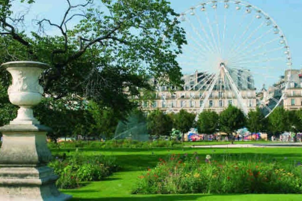 Appartamento Iconic Location Only 500 Meters To The Louvre Parigi Esterno foto